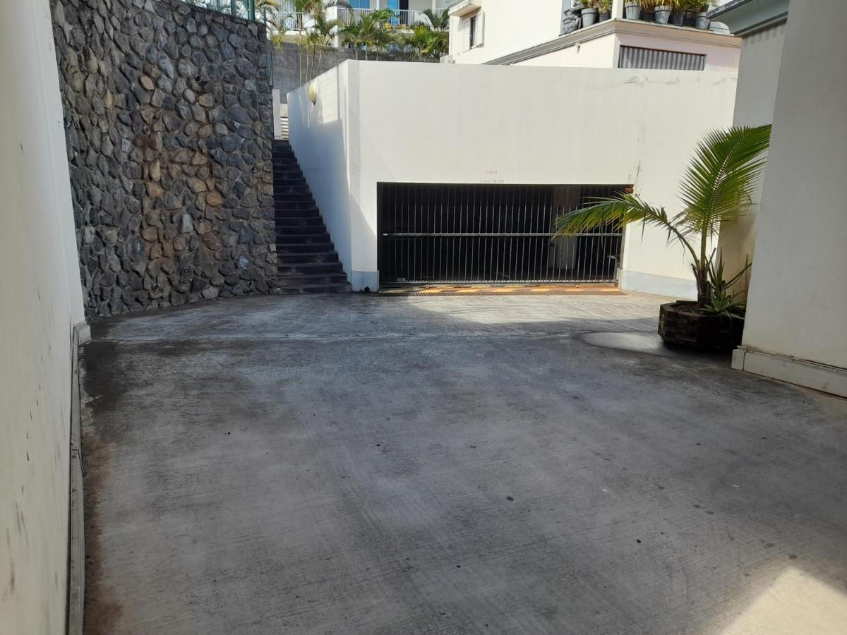Appartement T3 Proche Aeroport Et Nordev Sainte-Clotilde 외부 사진