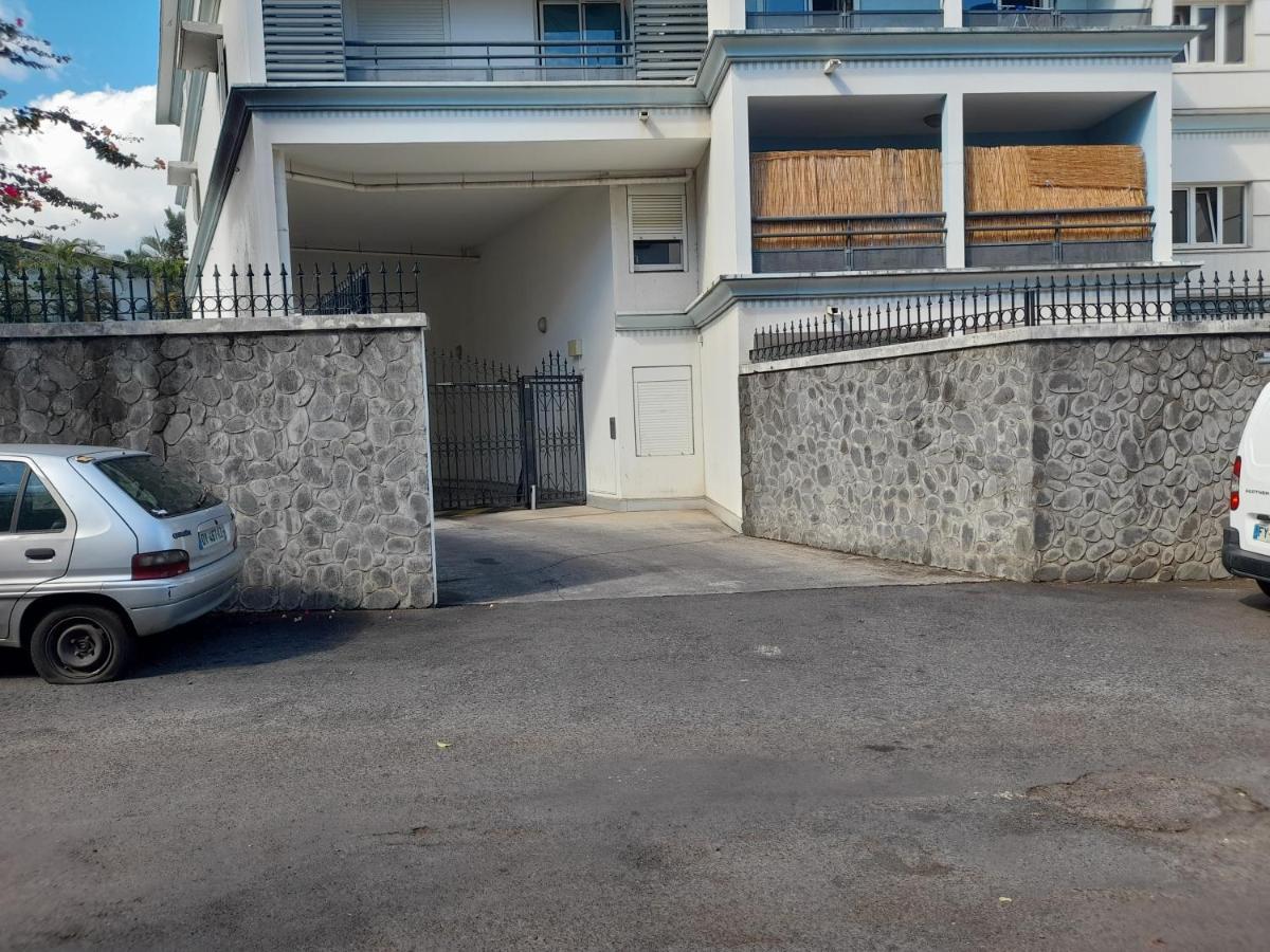 Appartement T3 Proche Aeroport Et Nordev Sainte-Clotilde 외부 사진